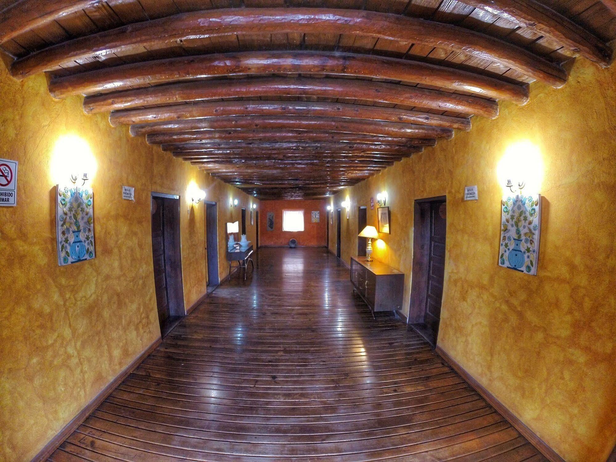 Hotel La Posada Santa Cruz クリル エクステリア 写真